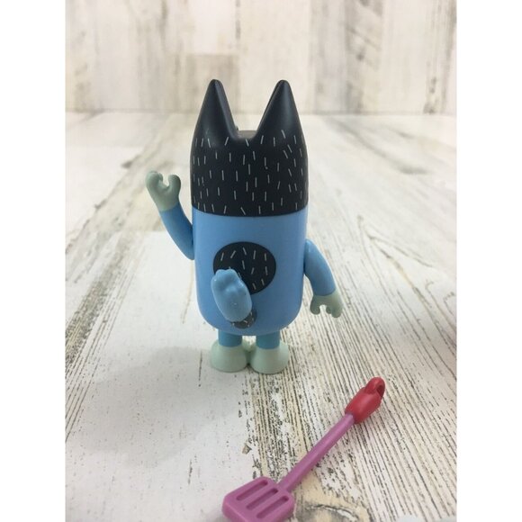 Bluey Bandit Dad Figure Backyard BBQ Grill Food Chef Hat Lot NEW - Picture 9 of 10